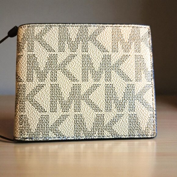 Michael Kors MK Beige/Brown Men's Slim Billfold Wallet NWT - Picture 3 of 7